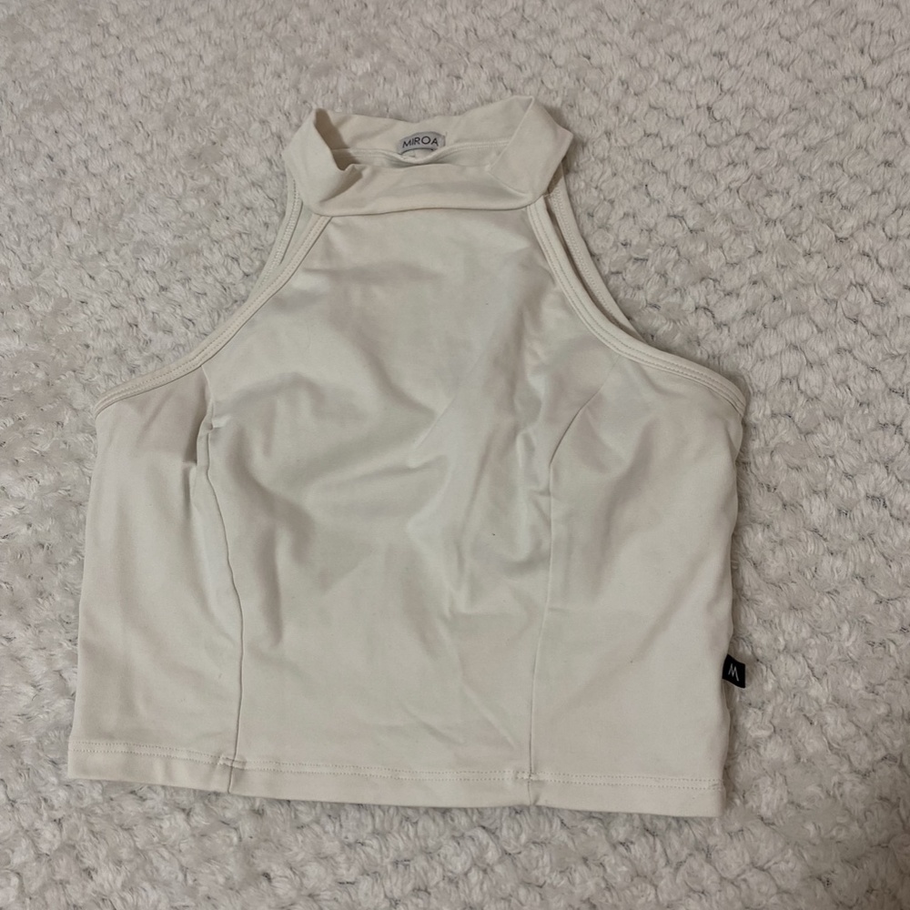 Miroa- Cream top